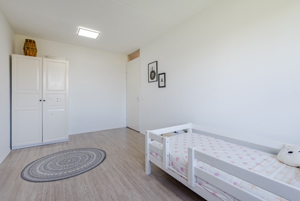Medium property photo - Wimpelplantsoen 227, 1319 ED Almere